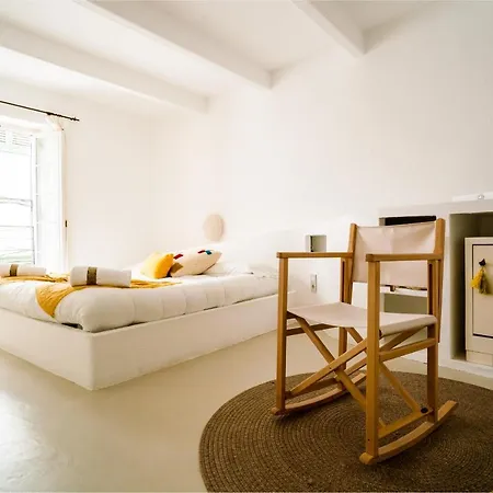 971 Con Encanto Hotell 3*