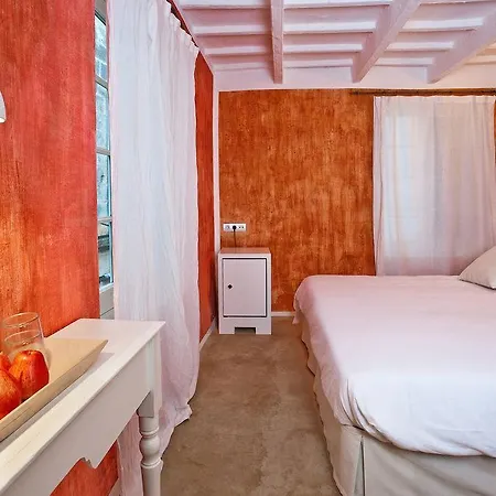 971 Con Encanto Hotel