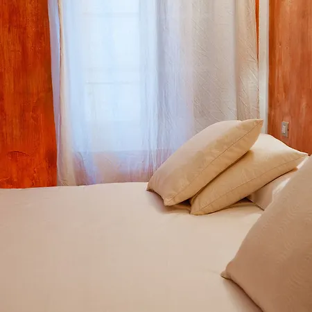 971 Con Encanto Hotel