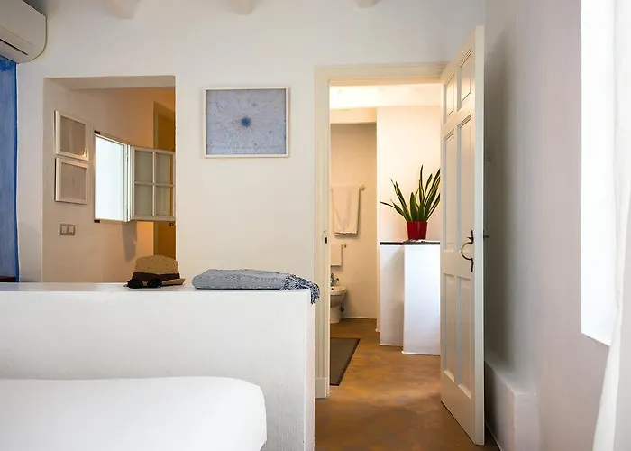 971 Con Encanto Hotel